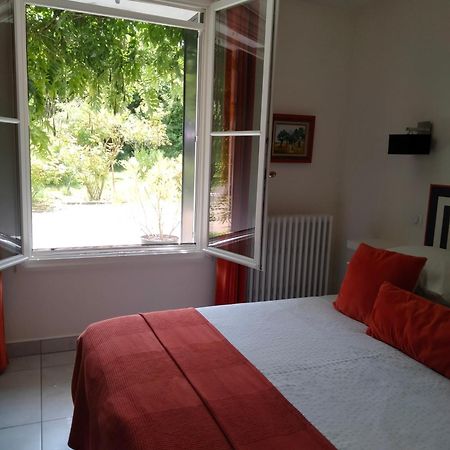 Cote Remparts Hotel Provins Luaran gambar