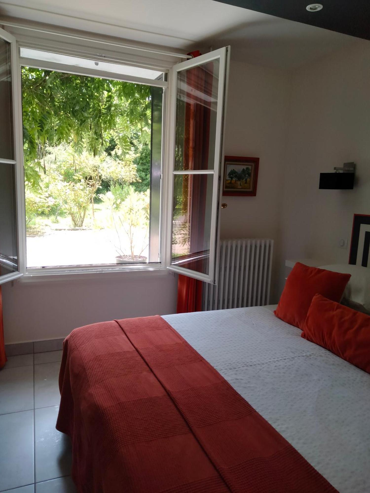 Cote Remparts Hotel Provins Luaran gambar