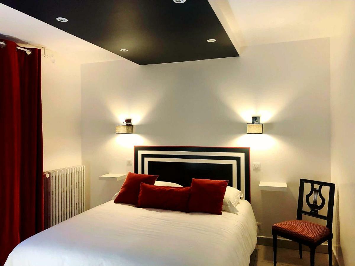 Cote Remparts Hotel Provins Luaran gambar